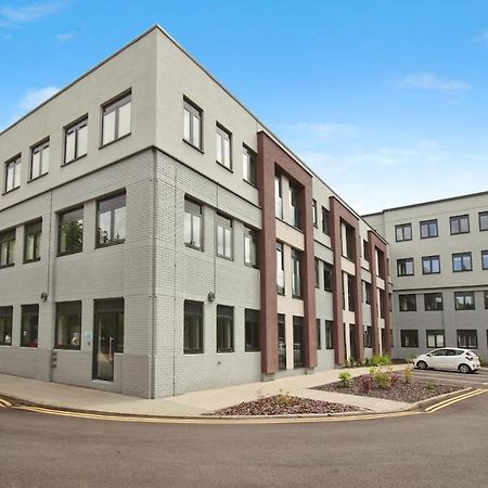 Modern Comfort 1 Bed Apartment Broadoaks, Sulihull Солихъл Екстериор снимка